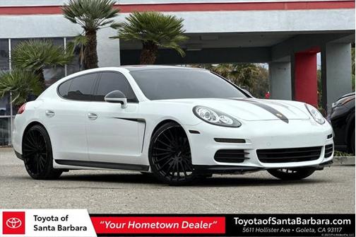 2016 Porsche Panamera 4