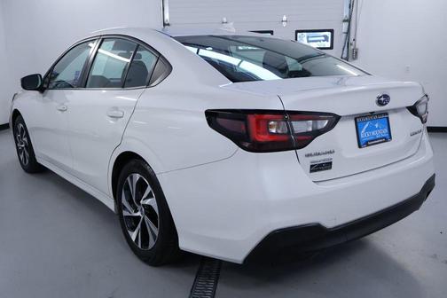 2023 Subaru Legacy Base (CVT)