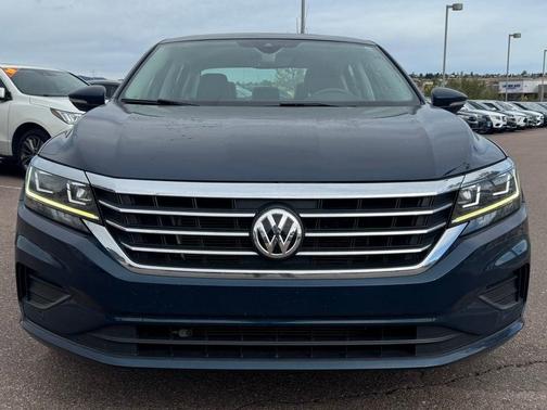 Tourmaline Blue Metallic 2021 Volkswagen Passat 2.0T SE