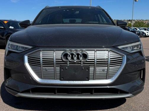 Manhattan Gray Metallic 2019 Audi e-tron Prestige