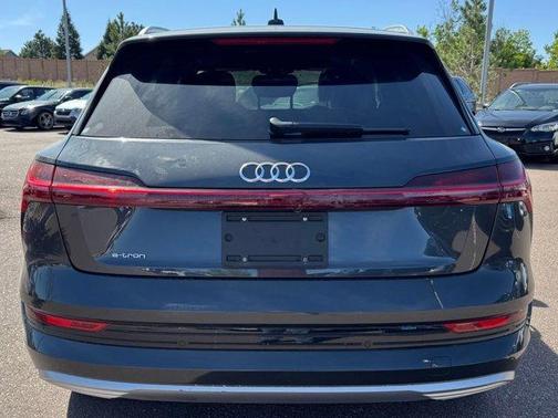 Manhattan Gray Metallic 2019 Audi e-tron Prestige