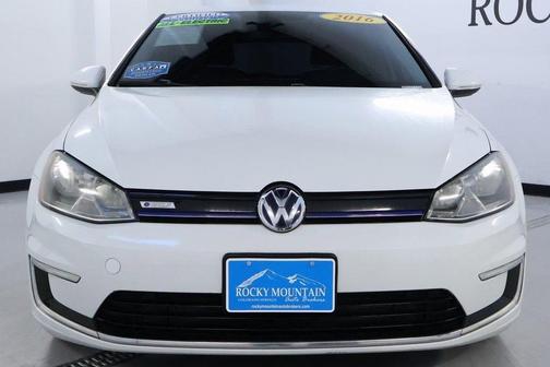 2016 Volkswagen e-Golf SE