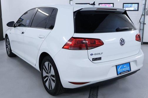 2016 Volkswagen e-Golf SE