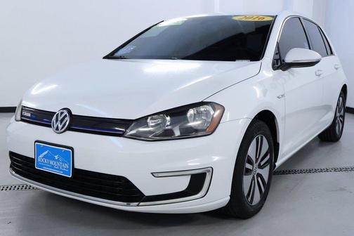 2016 Volkswagen e-Golf SE
