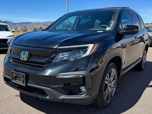 Crystal Black Pearl 2022 Honda Pilot Sport