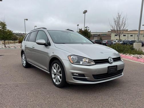 2017 Volkswagen Golf SportWagen TSI SE
