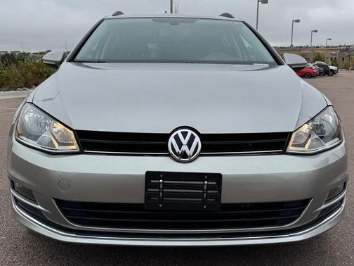 2017 Volkswagen Golf SportWagen TSI SE