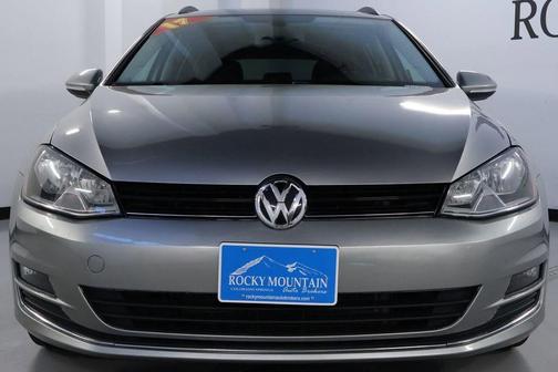 2017 Volkswagen Golf SportWagen TSI SE