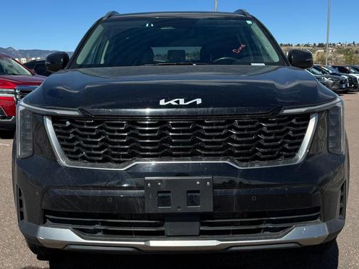 Ebony Black 2024 Kia Sorento S