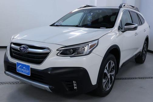 Crystal White Pearl 2020 Subaru Outback Touring XT