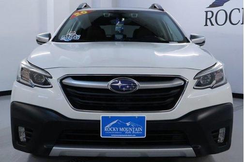 Crystal White Pearl 2020 Subaru Outback Touring XT