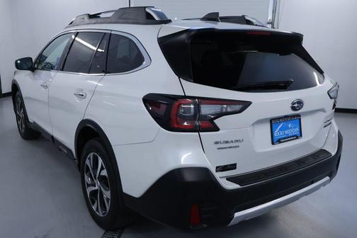 Crystal White Pearl 2020 Subaru Outback Touring XT