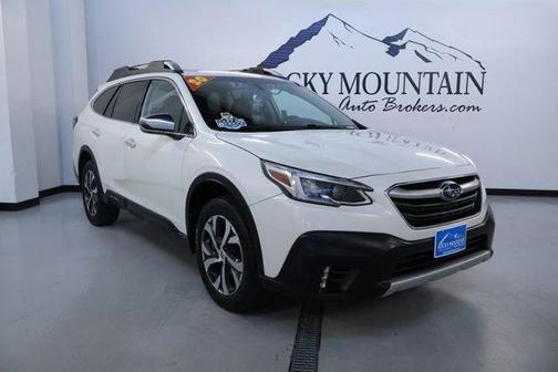 Crystal White Pearl 2020 Subaru Outback Touring XT