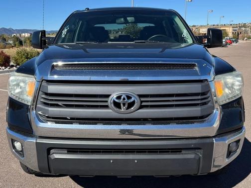2014 Toyota Tundra SR5