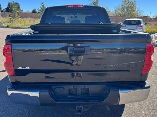 2014 Toyota Tundra SR5