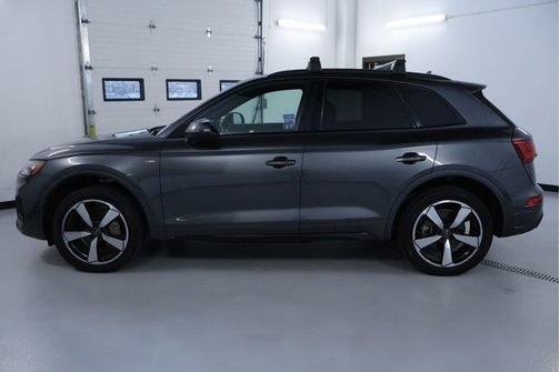 2022 Audi Q5 45 S line Premium Plus