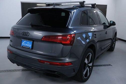 2022 Audi Q5 45 S line Premium Plus