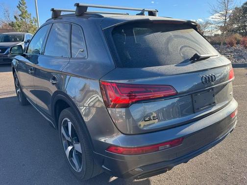 2022 Audi Q5 45 S line Premium Plus