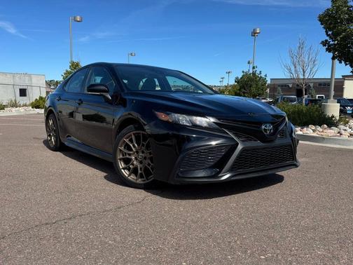Midnight Black Metallic 2024 Toyota Camry SE