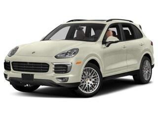 Carrara White Metallic 2017 Porsche Cayenne Platinum Edition