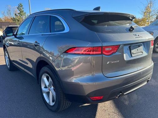 2019 Jaguar F-PACE 25t Premium