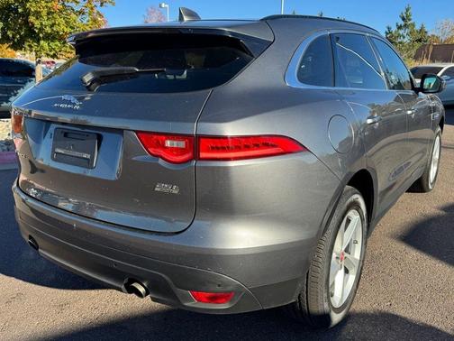 2019 Jaguar F-PACE 25t Premium