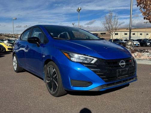 2023 Nissan Versa 1.6 SR