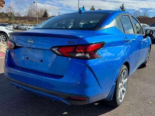 2023 Nissan Versa 1.6 SR