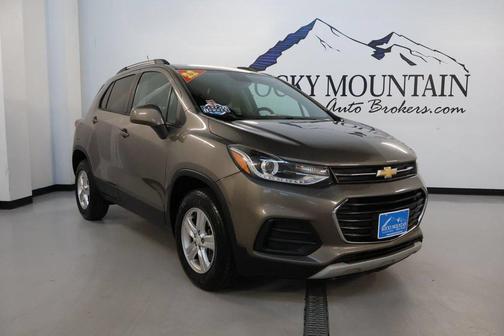 Stone Gray Metallic 2022 Chevrolet Trax LT