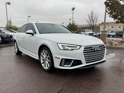 Glacier White Metallic 2019 Audi A4 2.0T Premium Plus