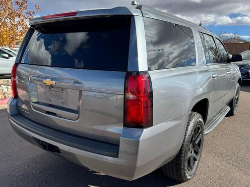 2020 Chevrolet Suburban LT