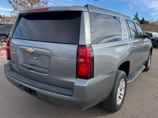 2019 Chevrolet Suburban LT