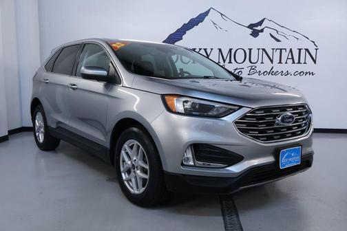 Silver Metallic 2022 Ford Edge SEL