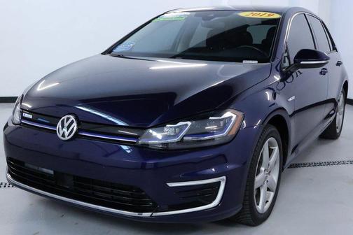 2019 Volkswagen e-Golf SEL Premium