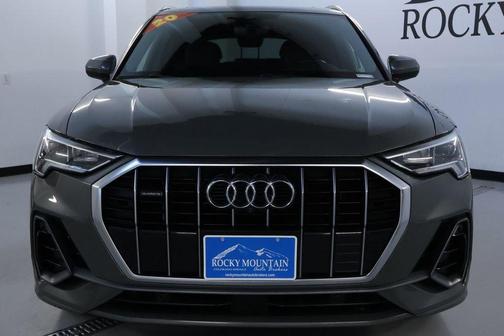 Chronos Gray Metallic 2020 Audi Q3 45 S line Prestige