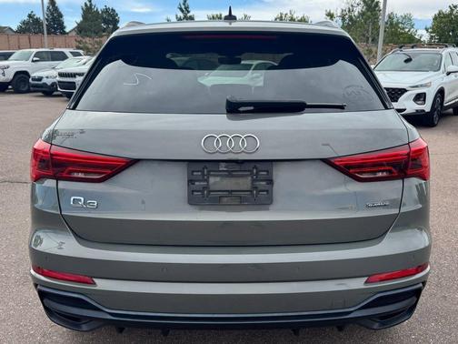 Chronos Gray Metallic 2020 Audi Q3 45 S line Prestige