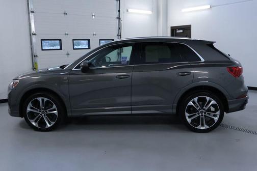 Chronos Gray Metallic 2020 Audi Q3 45 S line Prestige