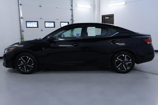 Black 2024 Nissan Sentra SV