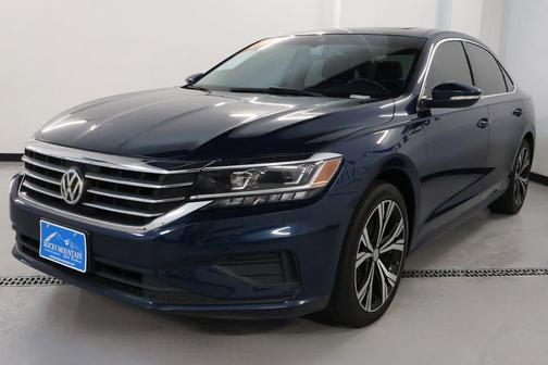 Tourmaline Blue Metallic 2022 Volkswagen Passat 2.0T SE