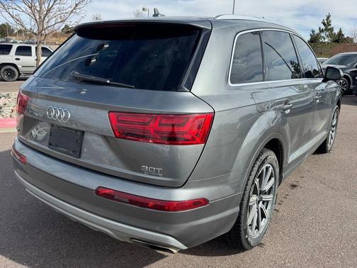 2017 Audi Q7 3.0T Premium Plus