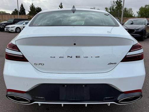 2025 Genesis G70 2.5T