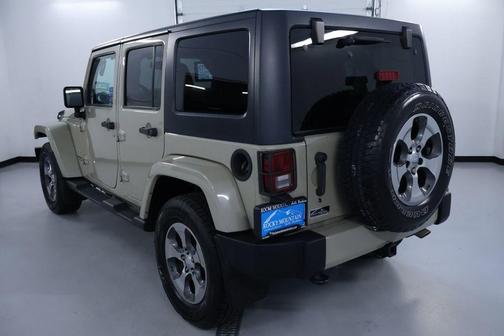 2017 Jeep Wrangler Unlimited Sahara