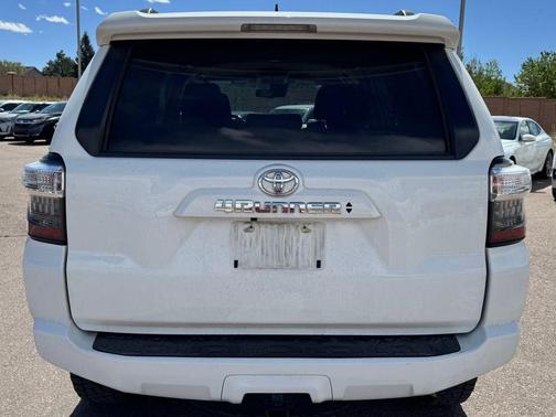 Super White 2021 Toyota 4Runner SR5