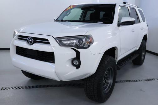 Super White 2021 Toyota 4Runner SR5