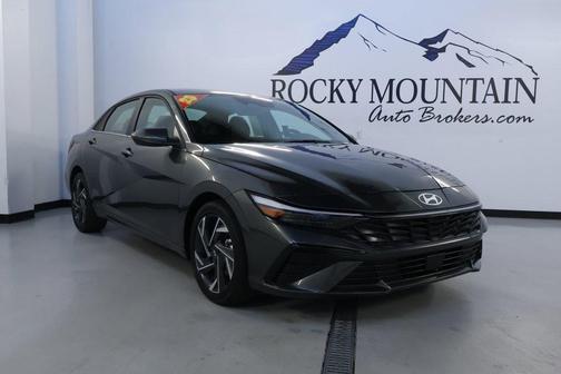 2025 Hyundai ELANTRA SEL Convenience