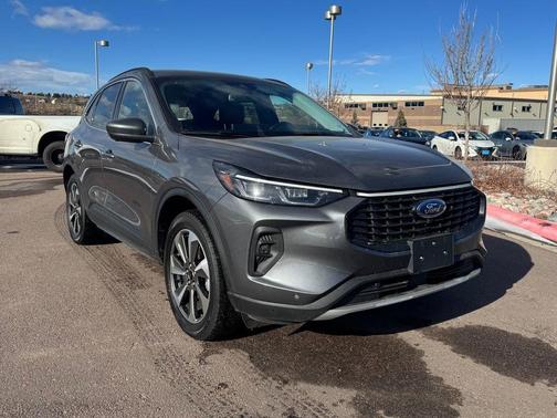 2024 Ford Escape Platinum