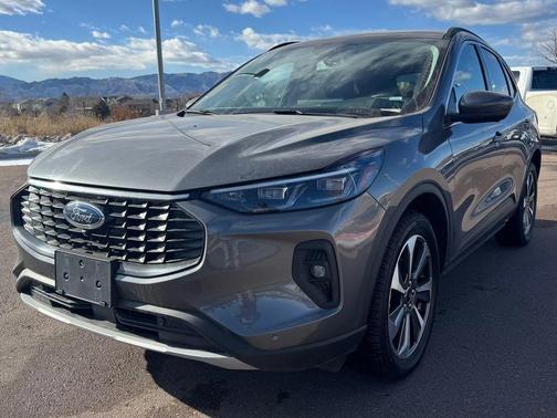 2024 Ford Escape Platinum