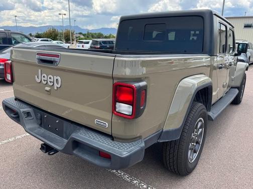 2020 Jeep Gladiator Overland