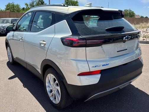 Silver Flare Metallic 2022 Chevrolet Bolt EUV LT