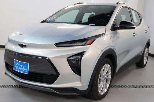 Silver Flare Metallic 2022 Chevrolet Bolt EUV LT